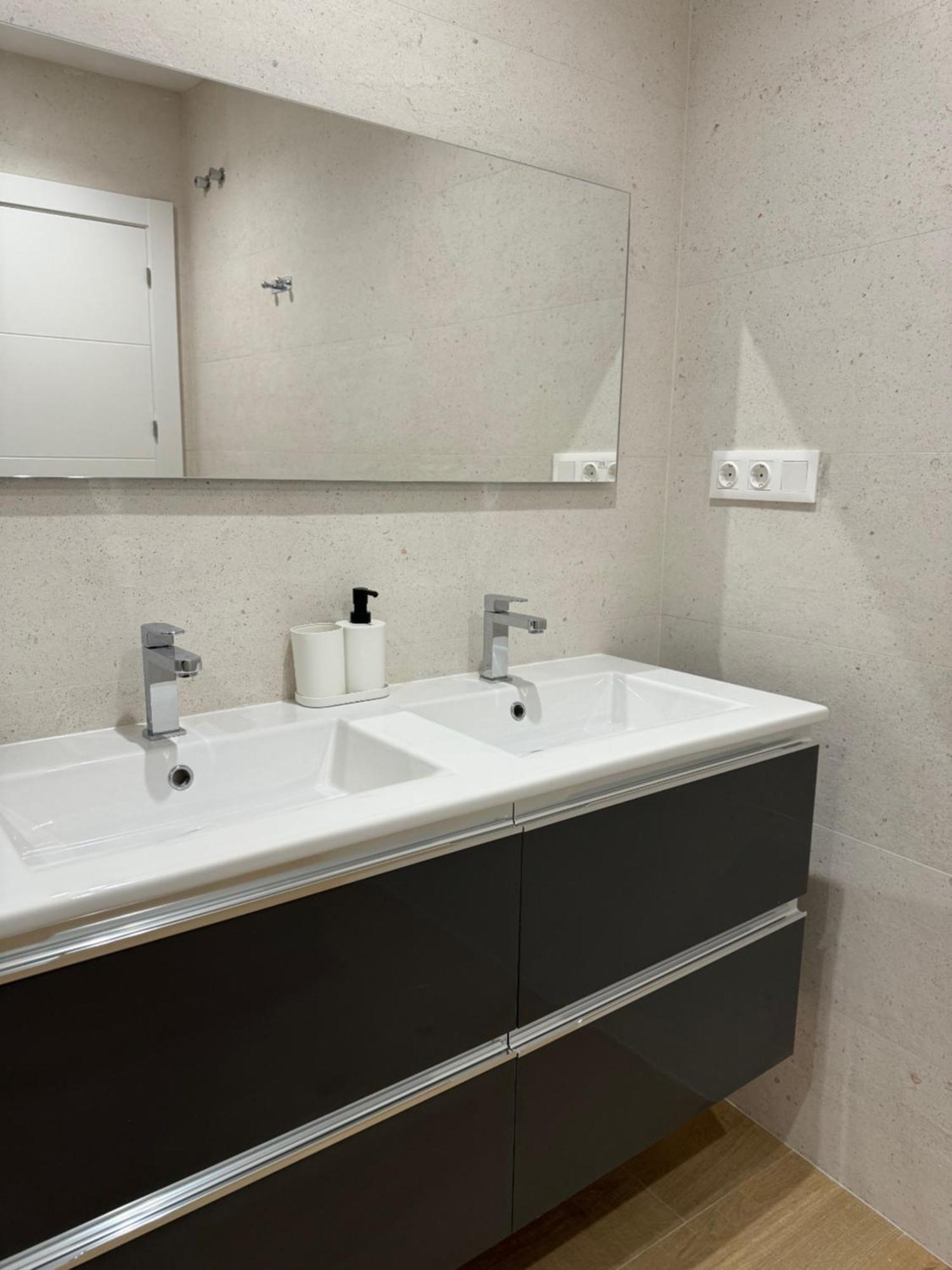 Alderete Suites Malaga Exterior photo