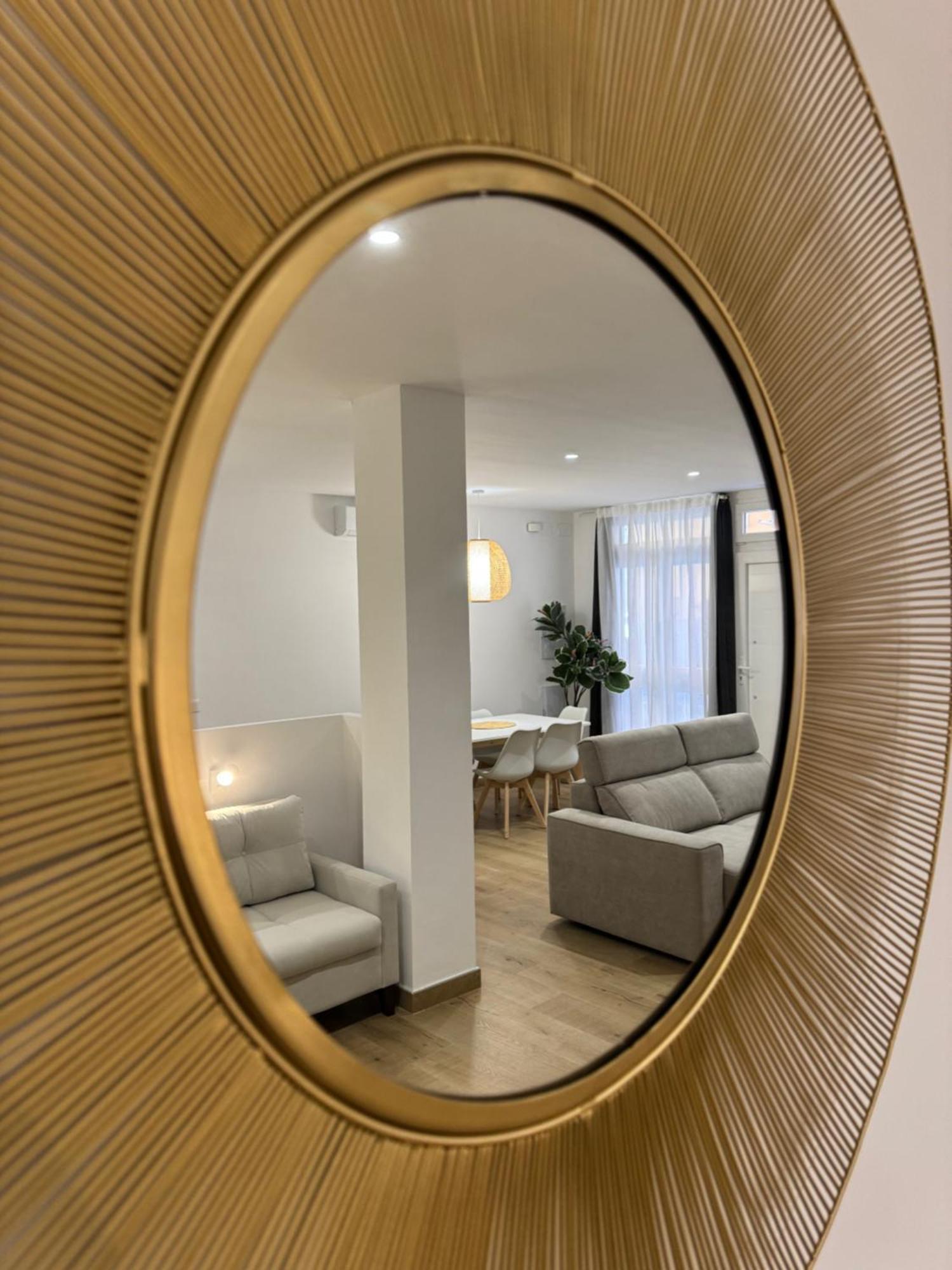 Alderete Suites Malaga Exterior photo