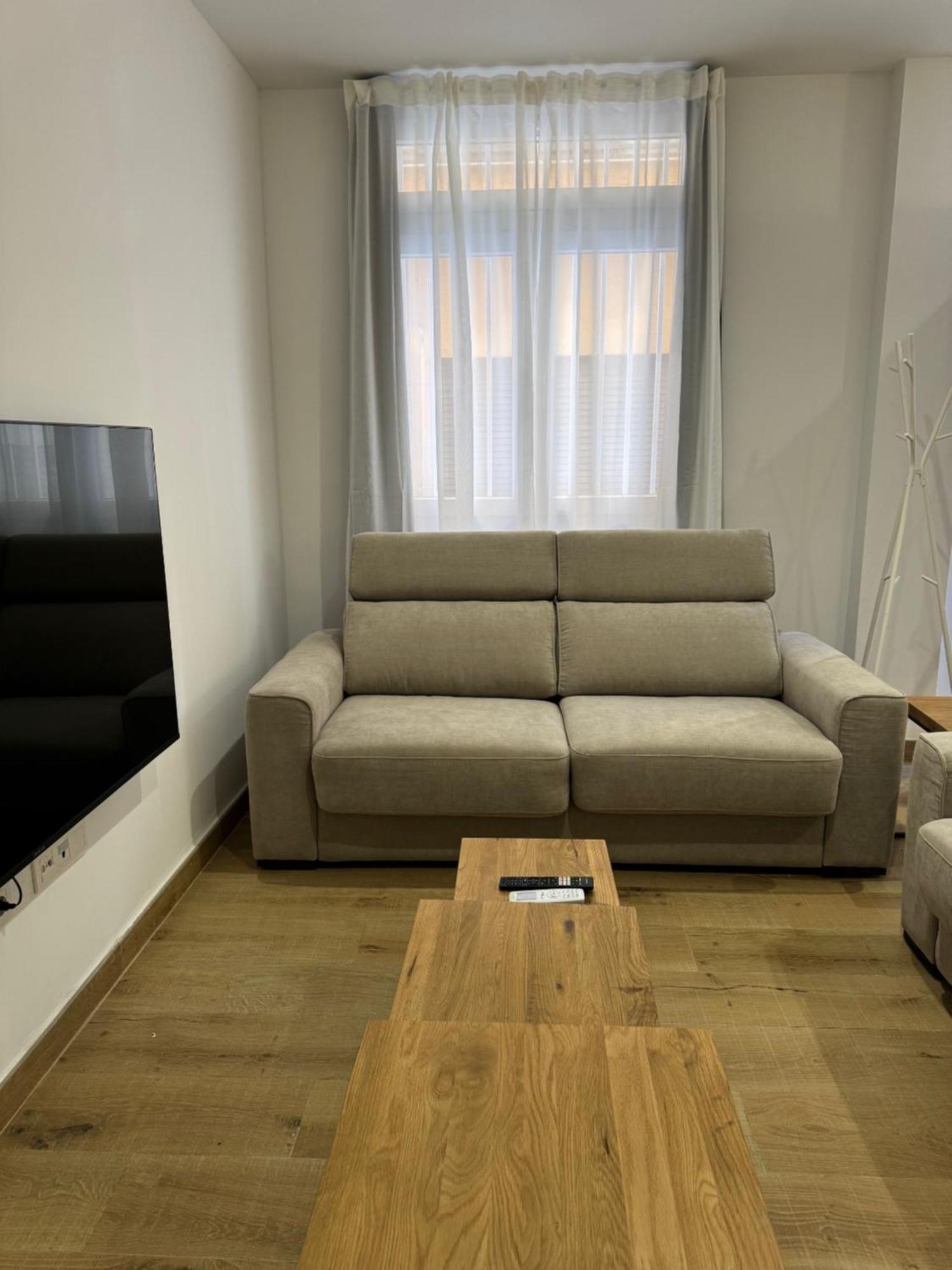 Alderete Suites Malaga Exterior photo